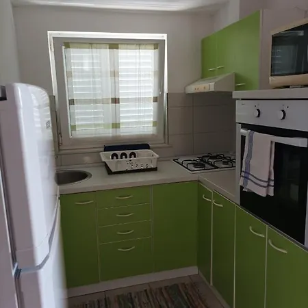 By The Sea - 18236 Apartment Vir